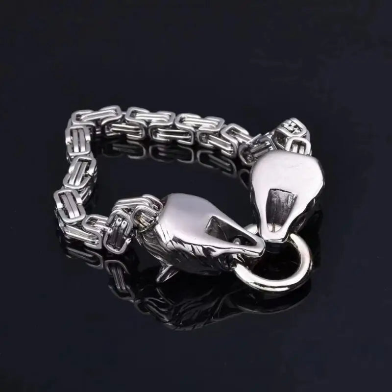 Pulsera “Alianza de Lobos” – Un símbolo de fuerza y lealtad eterna